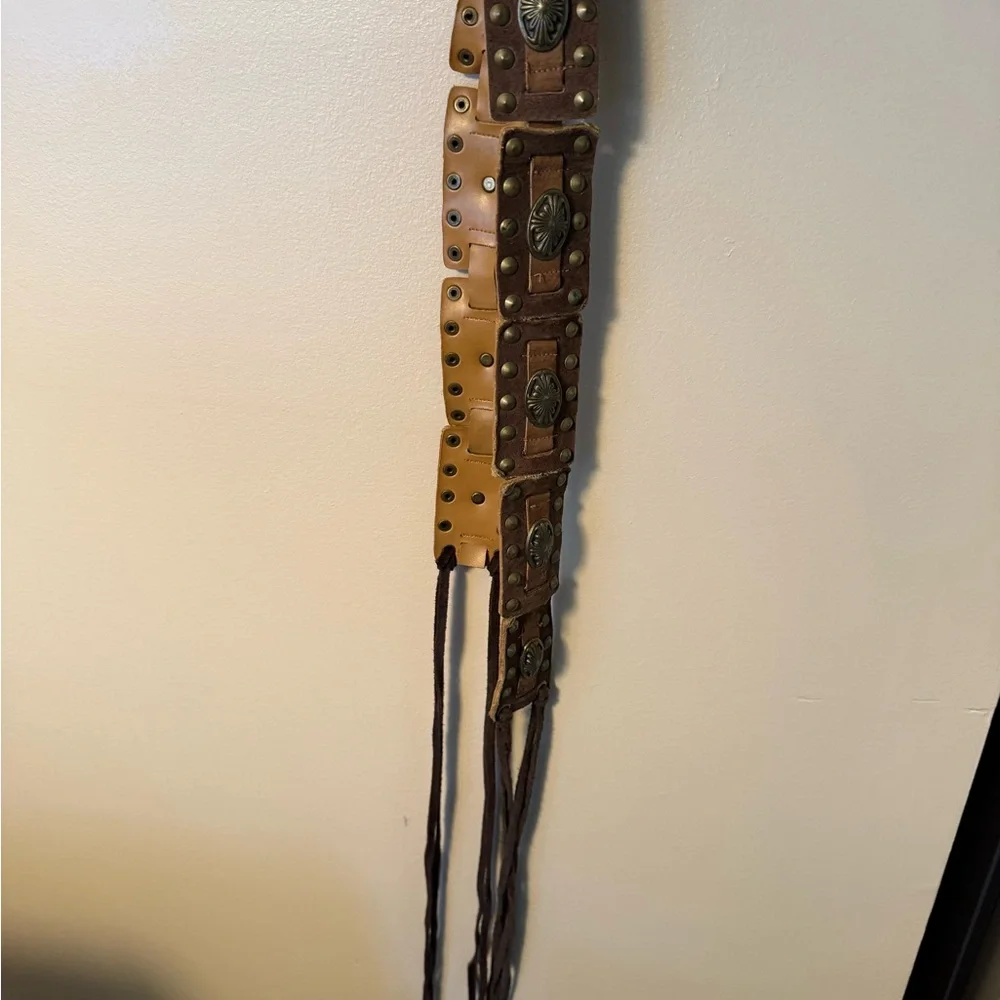 VTG Southwestern Concho Belt Brown Tan Leather Tassel Tie Waist Studded‎ 70”